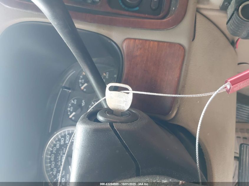 2005 Chevrolet Suburban 1500 Lt VIN: 3GNEC16Z65G204577 Lot: 43254585