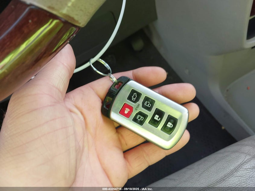 2011 Toyota Sienna Limited VIN: 5TDDK3DC0BS016054 Lot: 43254715