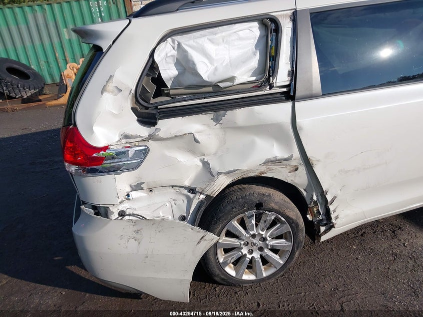 2011 Toyota Sienna Limited VIN: 5TDDK3DC0BS016054 Lot: 43254715