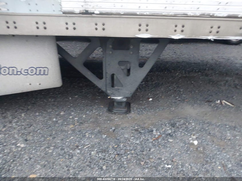 2021 WABASH NATIONAL CORP WABASH NATIONAL CORP auction photo 8