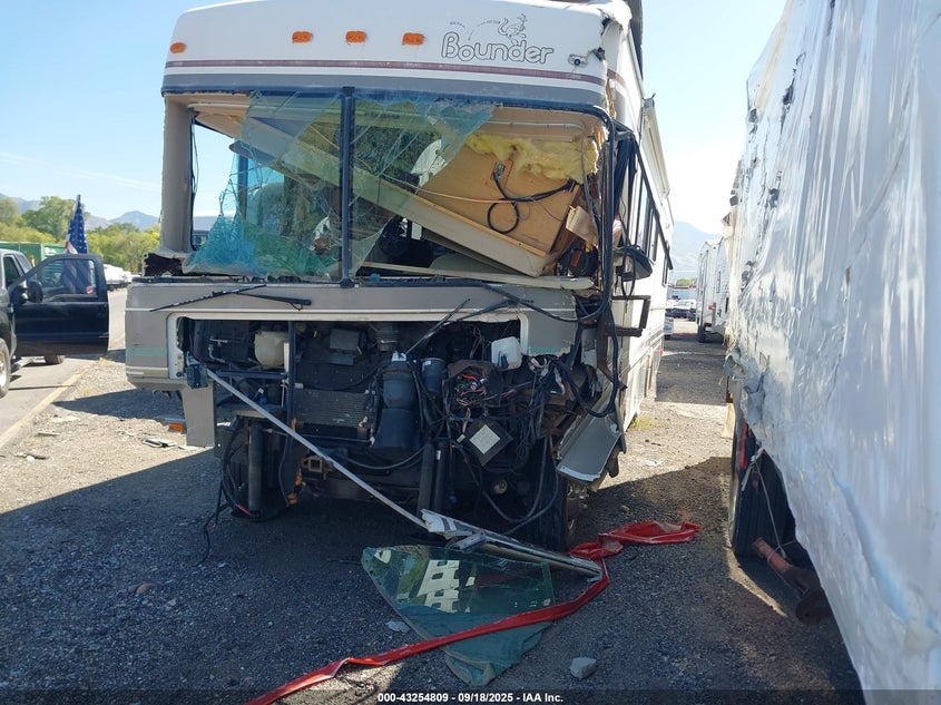 2000 Ford F550 Super Duty Stripped Chass