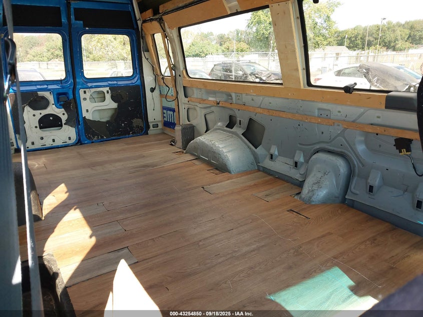 1996 Ford Econoline E350 Super Duty VIN: 1FBJS31H2THB39531 Lot: 43254850