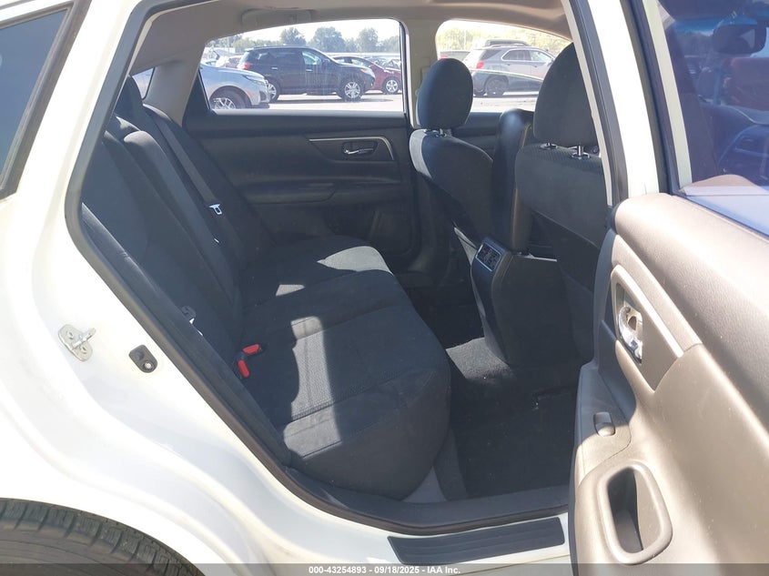 1N4AL3APXFC270682 2015 NISSAN ALTIMA photo no. 8