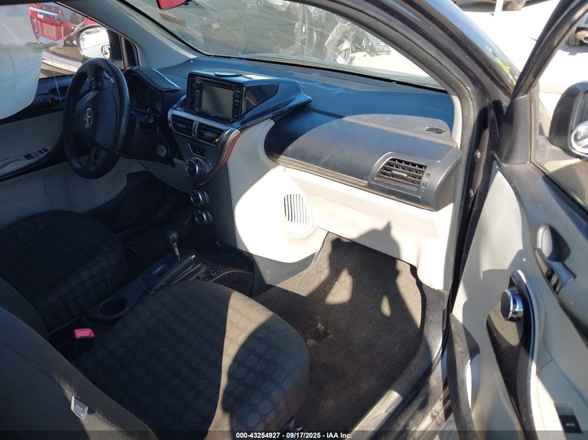 JTNJJXB07FJ030795 2015 SCION IQ photo no. 5