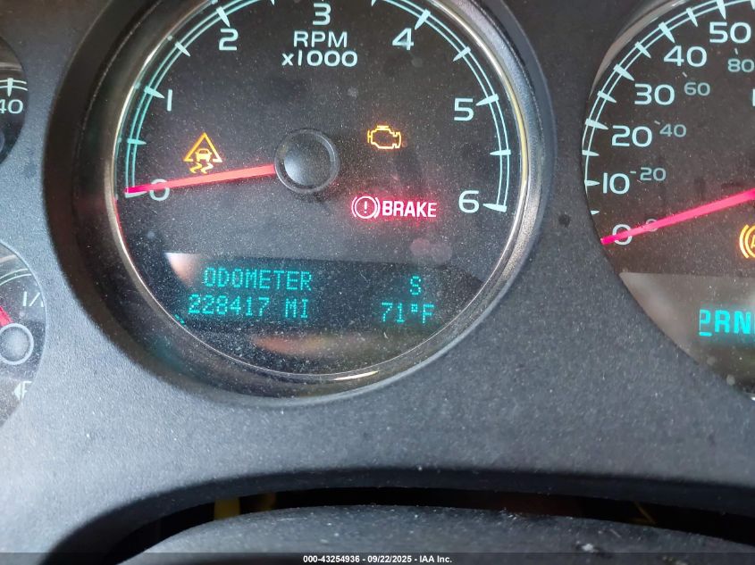 2011 GMC Yukon Xl 1500 Denali VIN: 1GKS2MEF6BR232953 Lot: 43254936