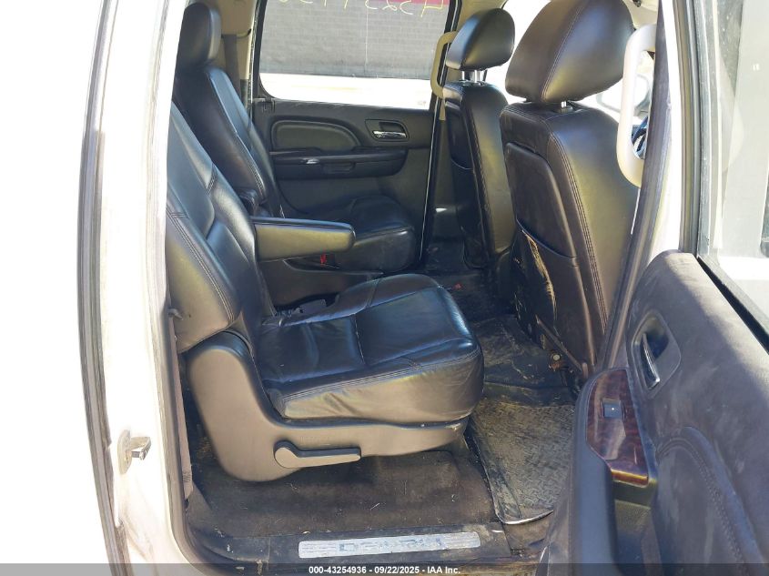 2011 GMC Yukon Xl 1500 Denali VIN: 1GKS2MEF6BR232953 Lot: 43254936