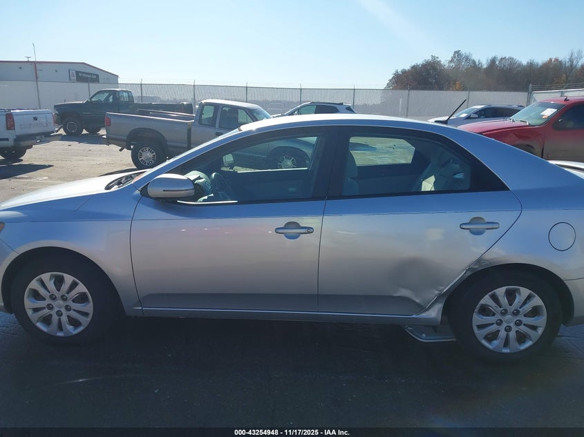 2012 Kia Forte Ex VIN: KNAFU4A22C5585609 Lot: 43254948