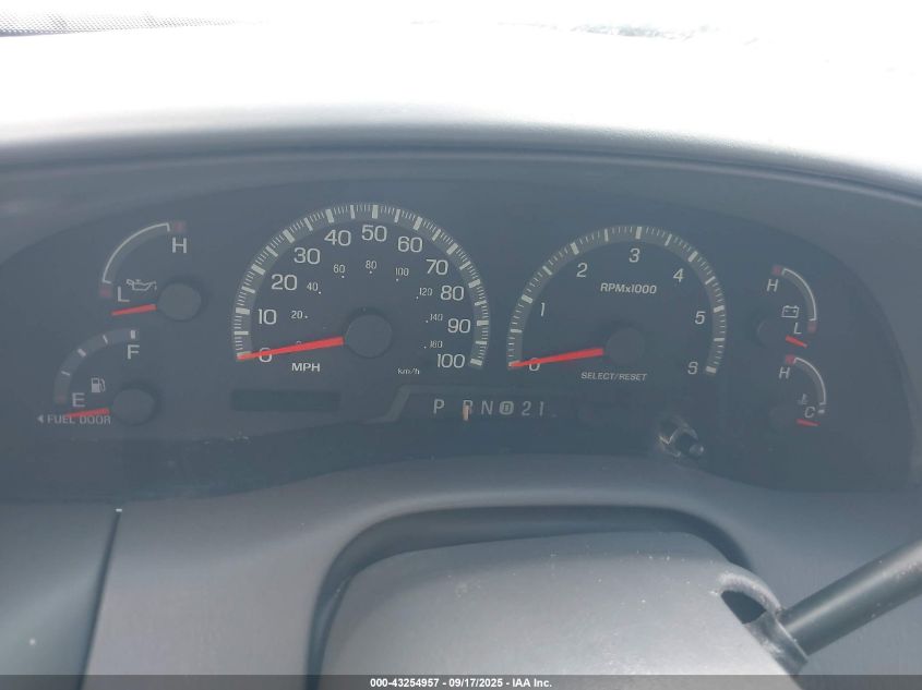 2002 Ford Expedition Xlt VIN: 1FMRU15W92LA32070 Lot: 43254957