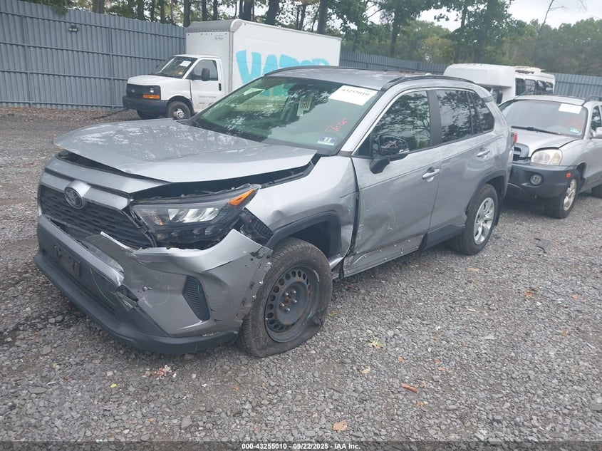2019 TOYOTA RAV4 LE - JTMG1RFV8KD006479