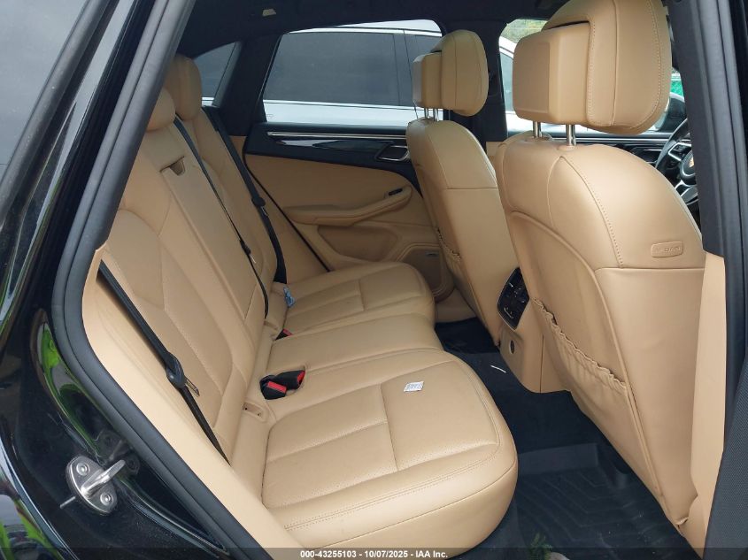 2018 Porsche Macan Sport Edition VIN: WP1AA2A59JLB14181 Lot: 43255103