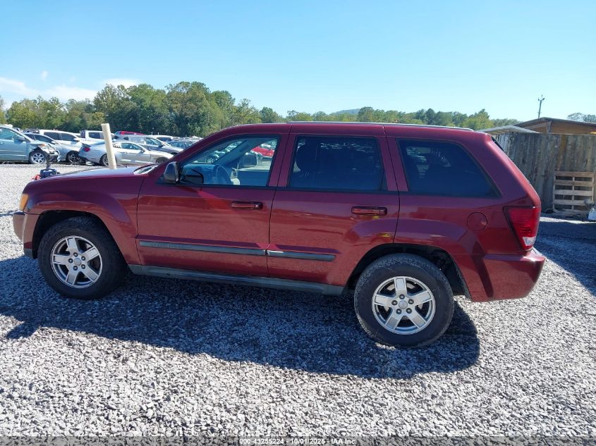 2007 Jeep Grand Cherokee Laredo VIN: 1J8GR48K27C687260 Lot: 43255224
