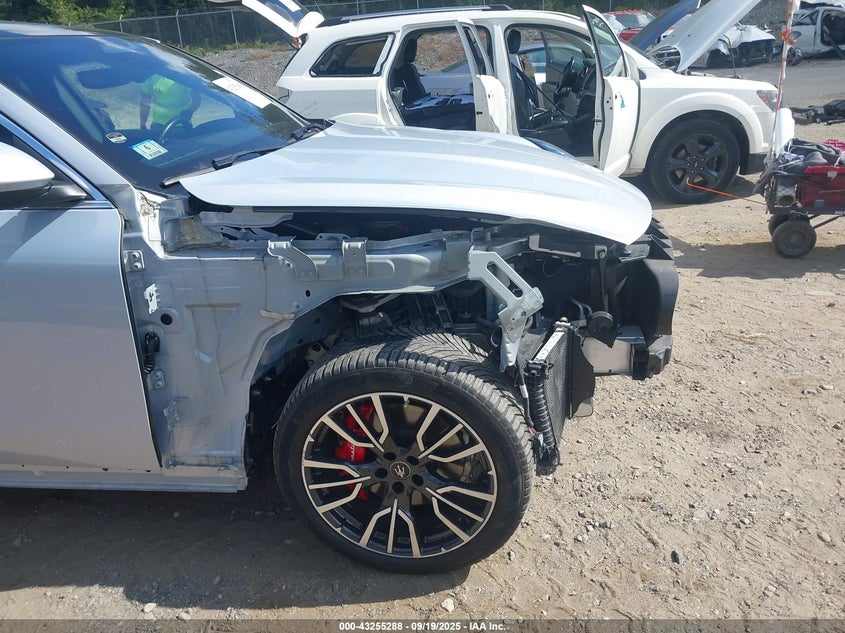 2023 MASERATI GRECALE GT ZN682AVA9P7415869