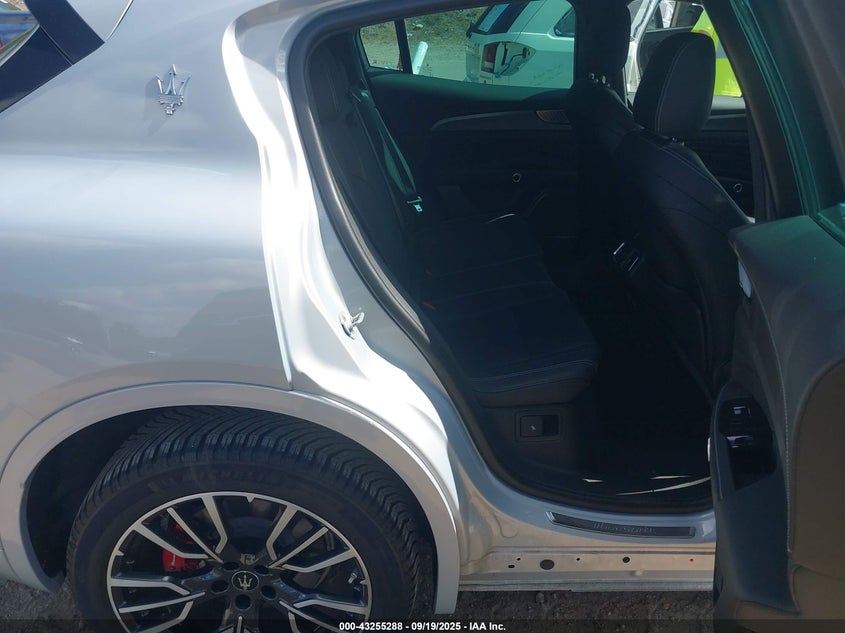 2023 MASERATI GRECALE GT ZN682AVA9P7415869