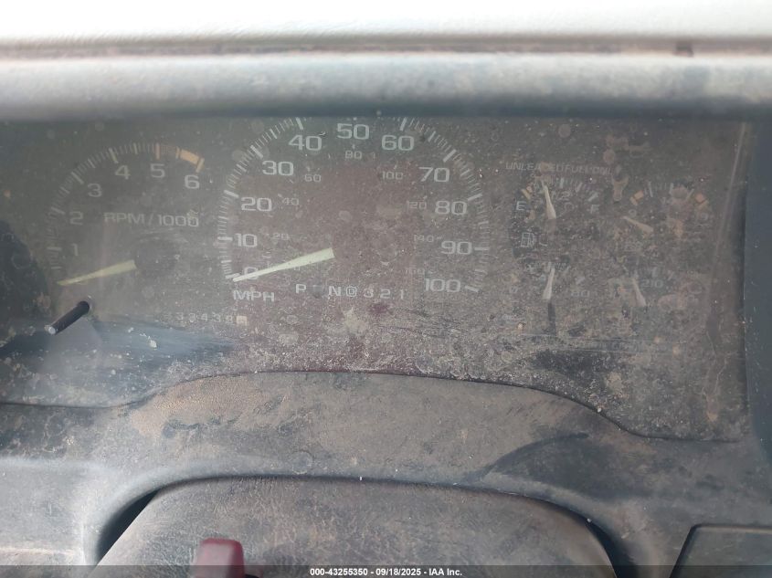 1996 Chevrolet Gmt-400 C1500 VIN: 2GCEC19M0T1184051 Lot: 43255350