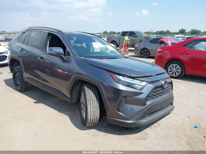 2024 TOYOTA RAV4 XLE - 2T3W1RFV1RC296199