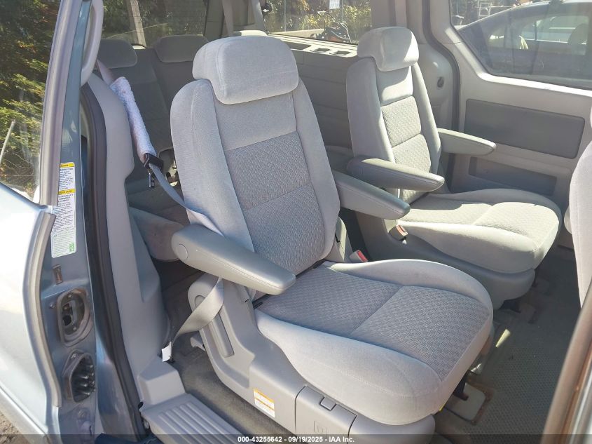 2004 Ford Freestar Sel VIN: 2FMZA52204BA62790 Lot: 43255642