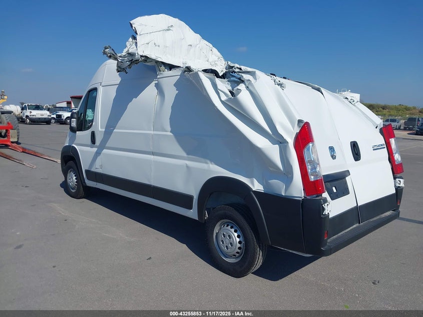 Vin: 3c6lrvdg7se509110, lot: 43750421, ram promaster 2500 tradesman high roof 159 wb w/pass seat 20253