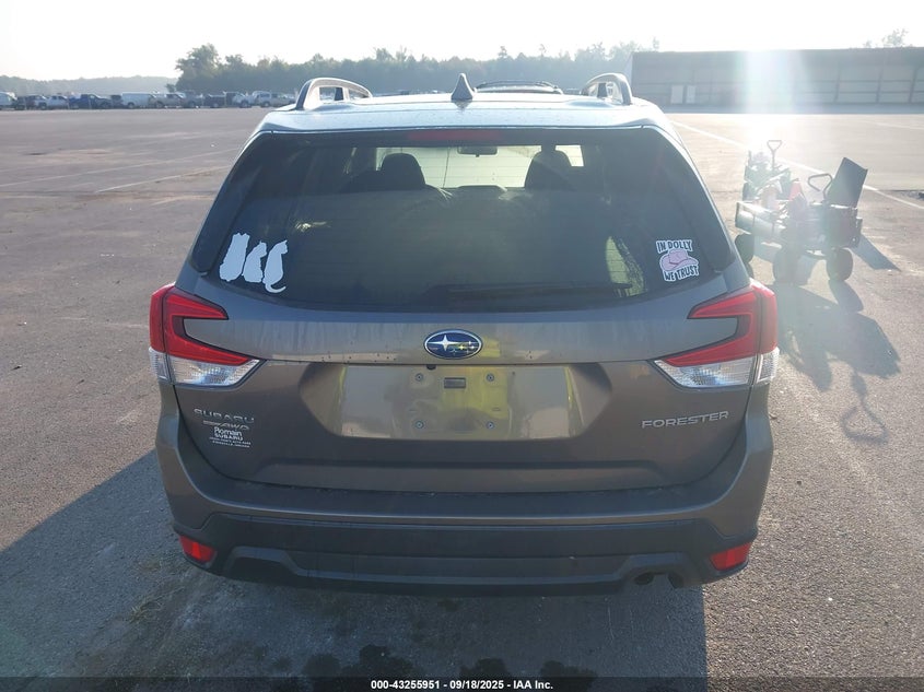 2020 Subaru Forester Premium VIN: JF2SKAGC1LH570038 Lot: 43255951