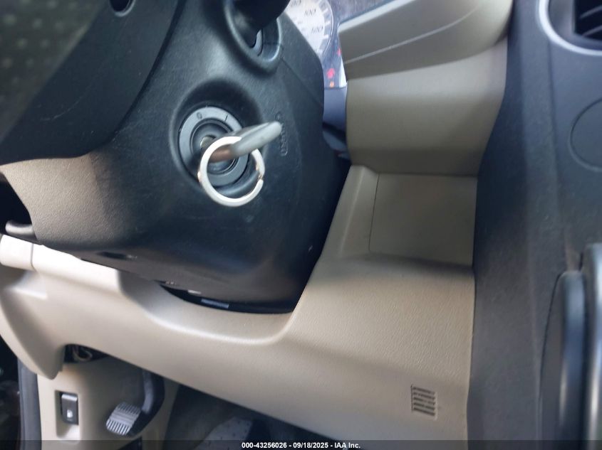 2014 Honda Pilot Lx VIN: 5FNYF3H25EB010864 Lot: 43256026