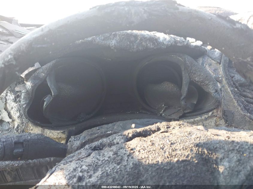 2017 Hyundai Santa Fe Sport 2.4L VIN: 5XYZUDLB4HG424612 Lot: 43256043