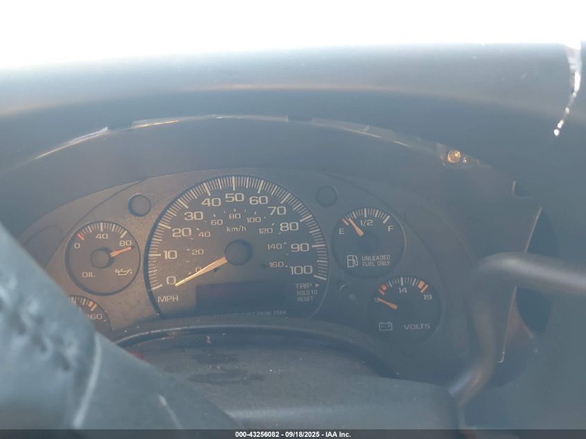 2002 Chevrolet Express Lt VIN: 1GNFG65R221141060 Lot: 43256082