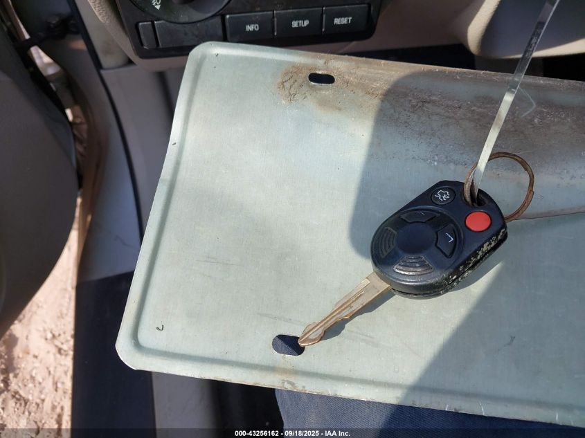 2010 Ford Fusion Se VIN: 3FAHP0HA3AR156419 Lot: 43256162