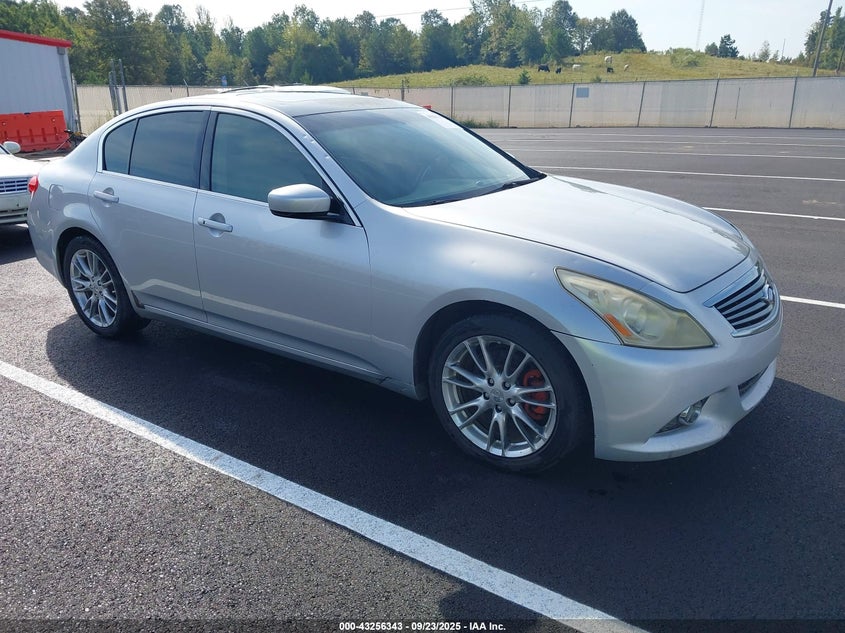 INFINITI G37 JOURNEY