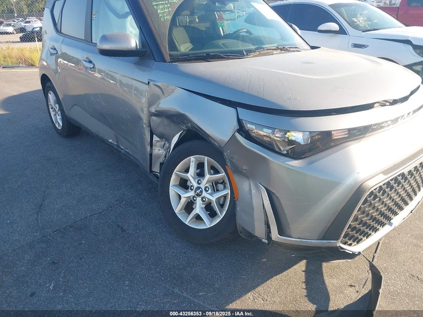 2023 KIA SOUL LX - KNDJ23AU6P7896307