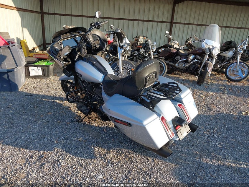 1HD1KH718RB654594 2024 HARLEY-DAVIDSON ROAD GLIDE photo no. 3