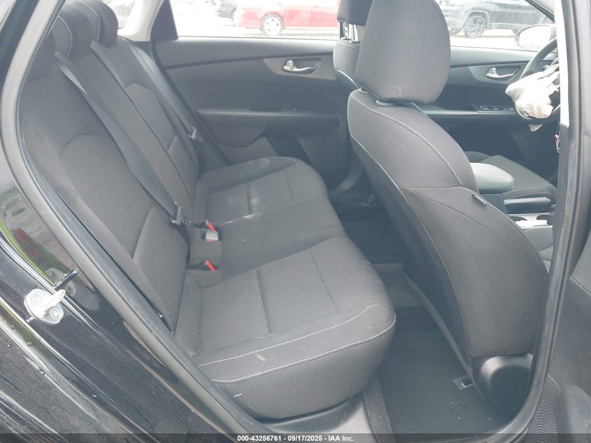 2020 Kia Forte Lxs VIN: 3KPF24AD5LE240539 Lot: 43256761