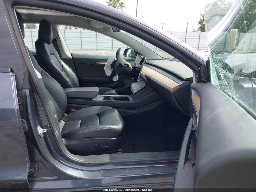VIN 5YJ3E1EBXNF201668 2022 TESLA MODEL 3 LONG RANGE DUAL MOTOR ALL-WHEEL DRIVE