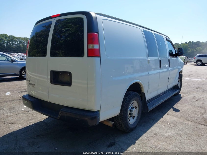 1GCWGFCA7C1102357 2012 CHEVROLET EXPRESS photo no. 4