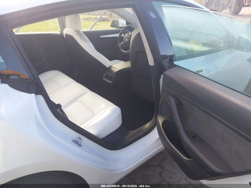 2022 Tesla Model 3 Long Range Dual Motor All-Wheel Drive VIN: 5YJ3E1EBXNF231995 Lot: 43256910