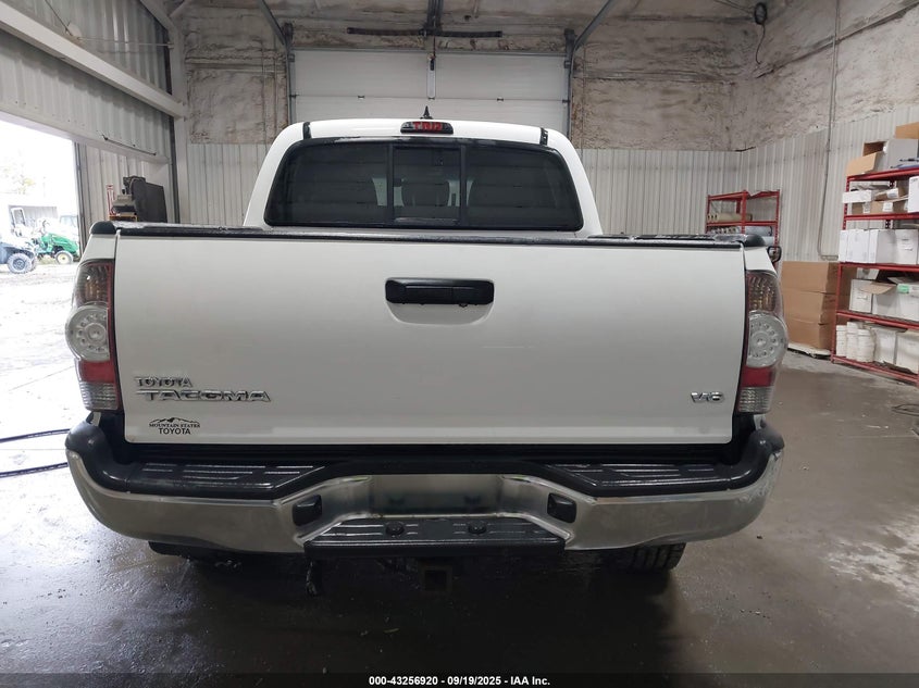 2014 TOYOTA TACOMA BASE V6 3TMLU4EN8EM148737