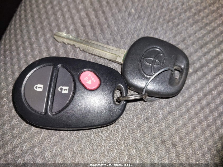 2014 TOYOTA TACOMA BASE V6 3TMLU4EN8EM148737