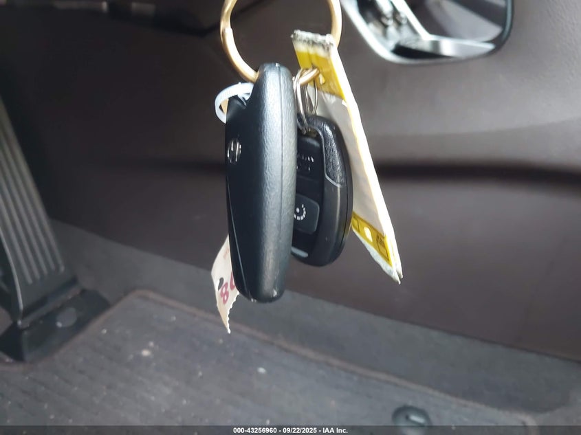 2017 HYUNDAI SANTA FE SPORT 2.4L 5NMZUDLB1HH002299