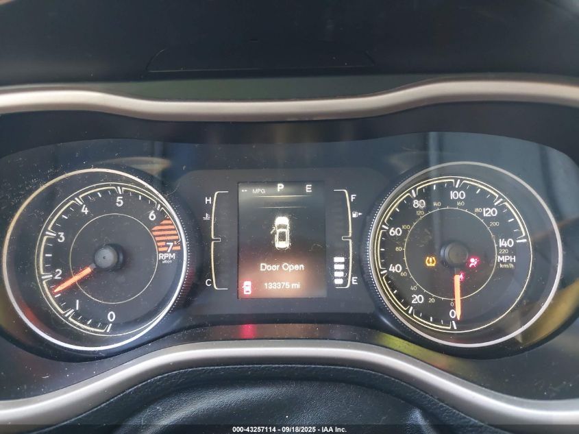 2016 Jeep Cherokee Latitude VIN: 1C4PJLCB4GW216399 Lot: 43257114