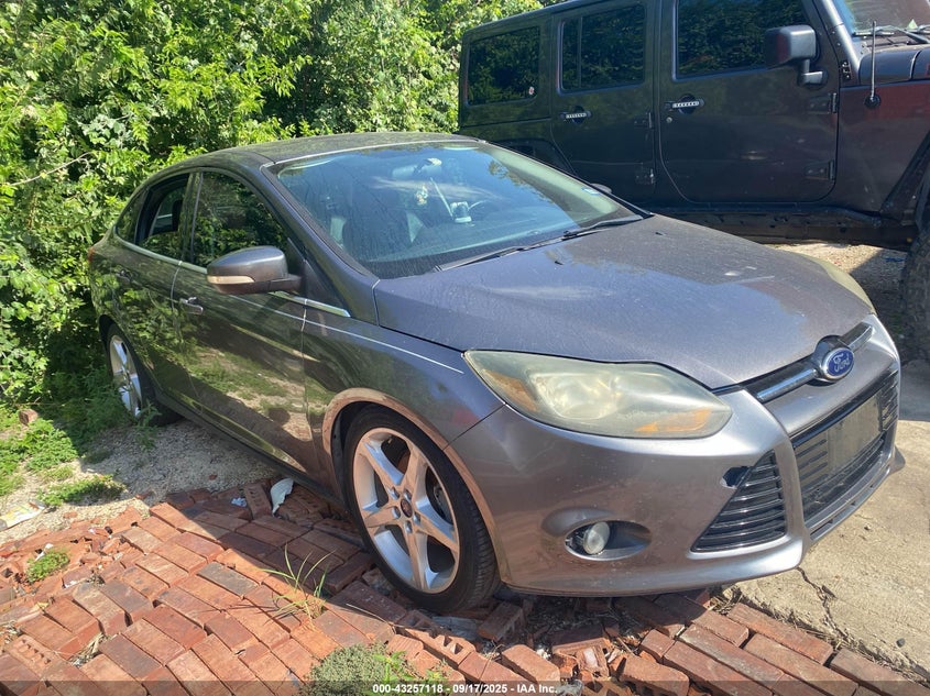 2014 FORD FOCUS TITANIUM - 1FADP3J20EL362467