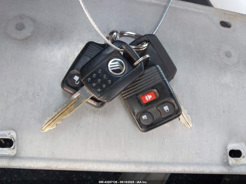 2005 Mercury Mariner Luxury/Premier VIN: 4M2YU56125DJ02902 Lot: 43257126