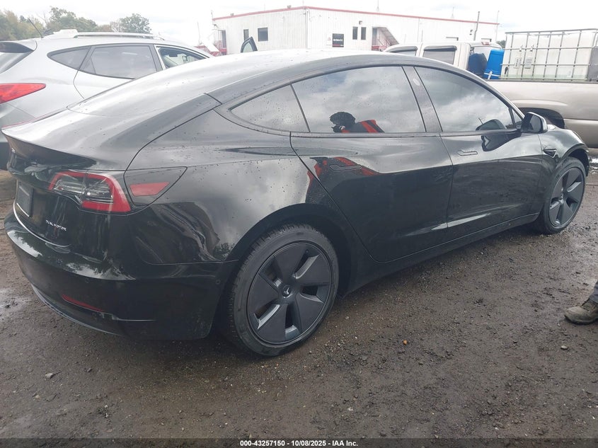 5YJ3E1EB3MF081212 2021 TESLA MODEL 3 photo no. 4