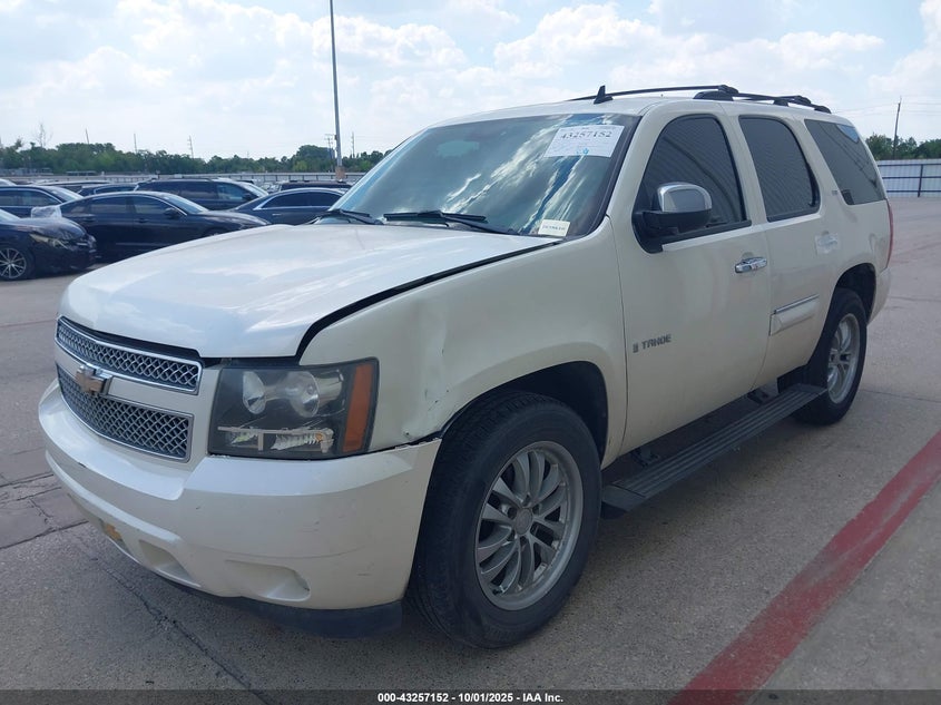 1GNFK13088R232639 2008 CHEVROLET TAHOE photo no. 2