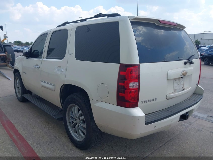 1GNFK13088R232639 2008 CHEVROLET TAHOE photo no. 3