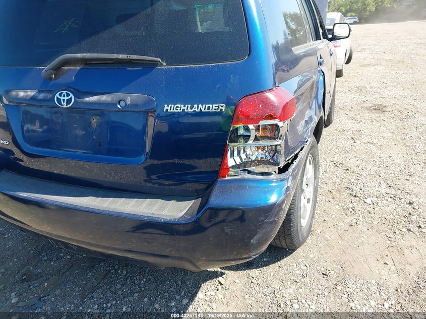 JTEEP21A050110621 2005 TOYOTA HIGHLANDER photo no. 12
