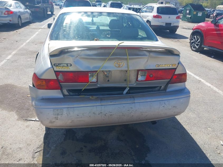 2000 Toyota Camry Le VIN: 4T1BG22K7YU924403 Lot: 43257302