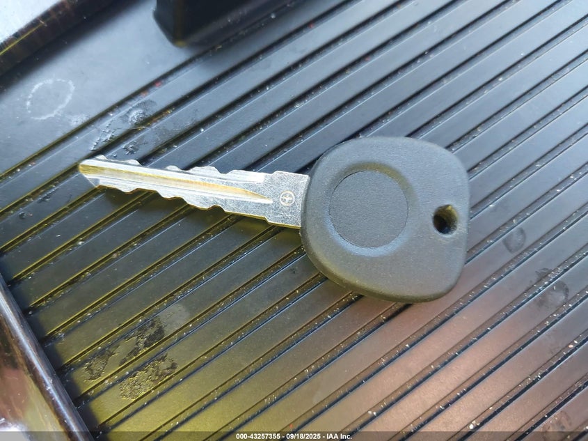 2016 CHEVROLET TRAVERSE 1LT - 1GNKRGKD4GJ255821