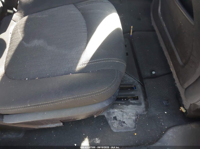 2016 CHEVROLET TRAVERSE 1LT - 1GNKRGKD4GJ255821