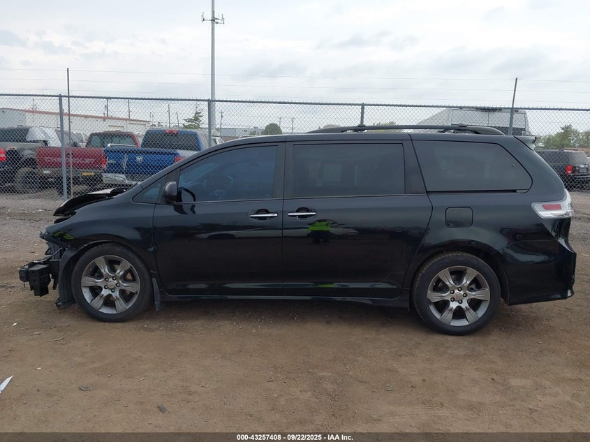 2015 Toyota Sienna Se 8 Passenger VIN: 5TDXK3DCXFS528987 Lot: 43257408