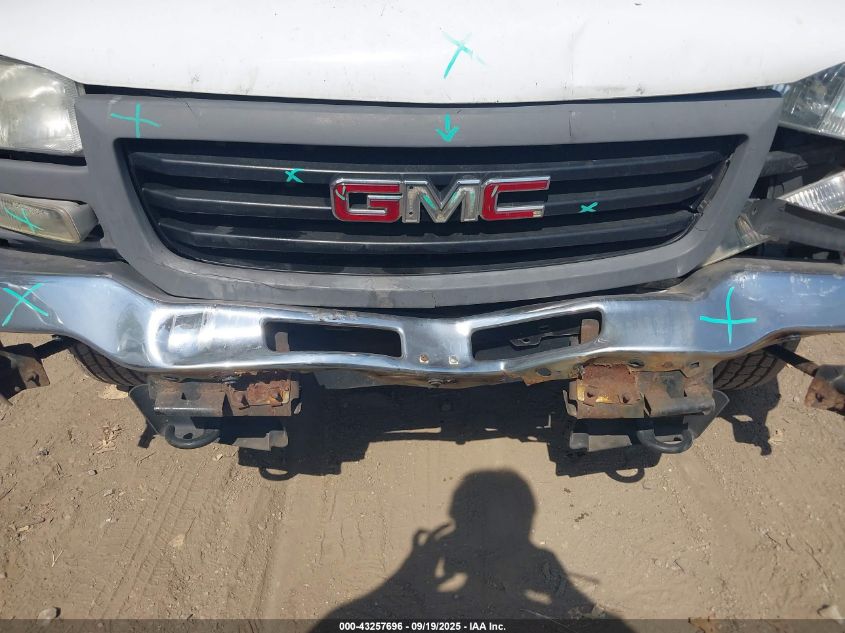 2007 GMC Sierra 1500 Classic Work VIN: 1GTEC14X27Z190271 Lot: 43257696