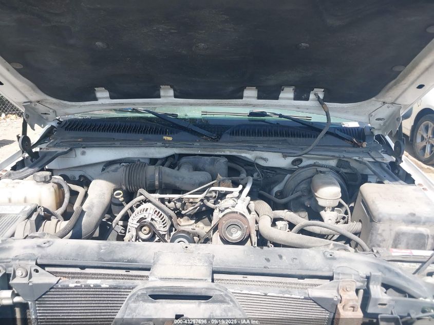 2007 GMC Sierra 1500 Classic Work VIN: 1GTEC14X27Z190271 Lot: 43257696