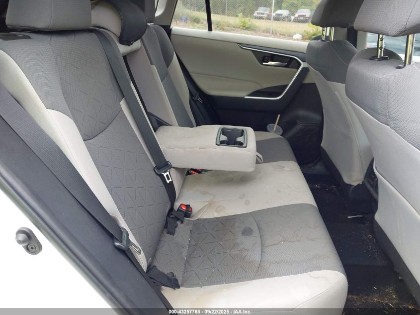 2021 Toyota Rav4 Xle VIN: 2T3W1RFV0MC117594 Lot: 43257788